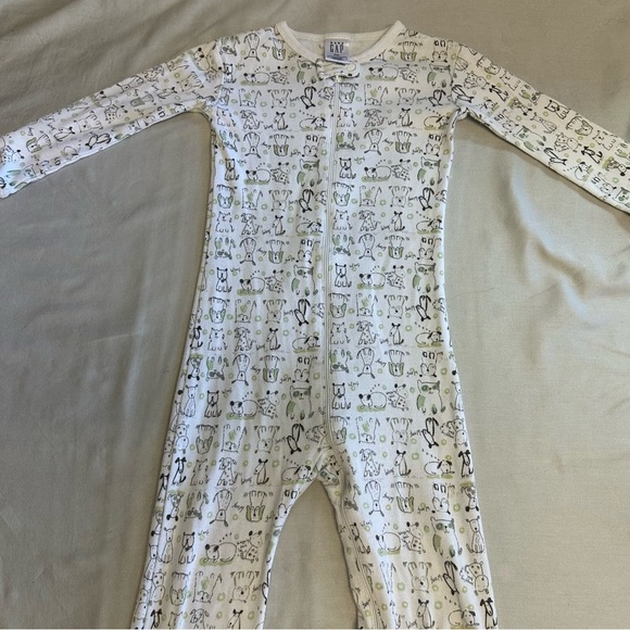 GAP Baby Onesie with Animal Print - Picture 1 of 4